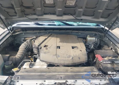 2008 Toyota Fj Cruiser z USA, uszkodzony, nr VIN JTEBU11F18K052609